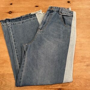 NWOT Forever 21 two Tone High Rise Wide leg 💯% cotton Flare Jeans 28